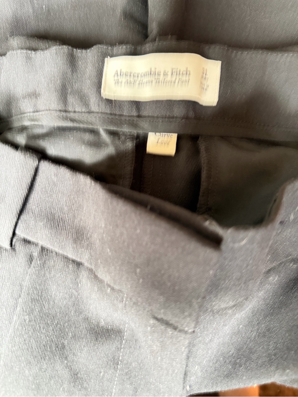 Curve Love A&F Sloane Tailored Wide Leg Pant - Black - Picture 6 of 6